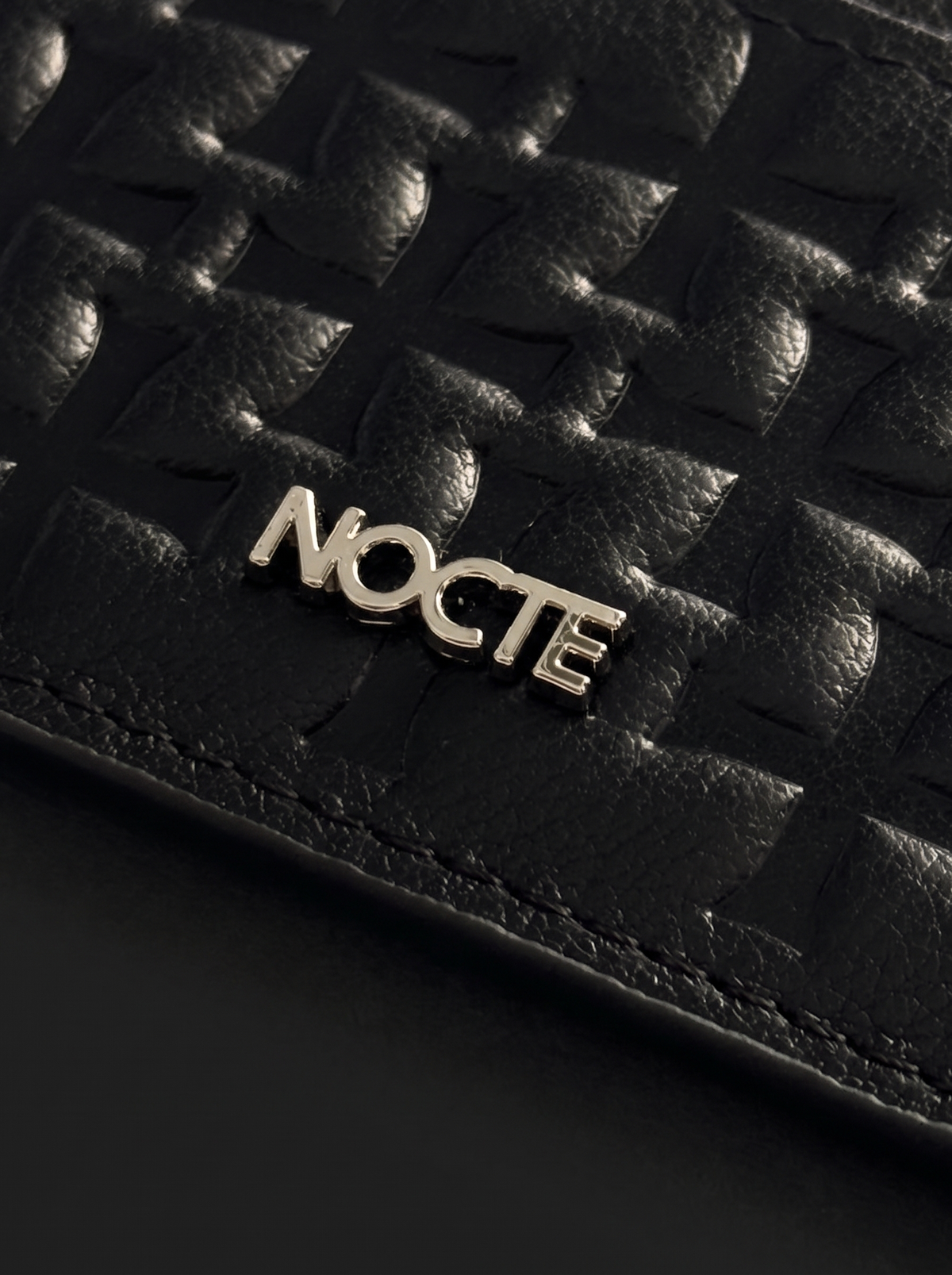NOCTE Card Holder